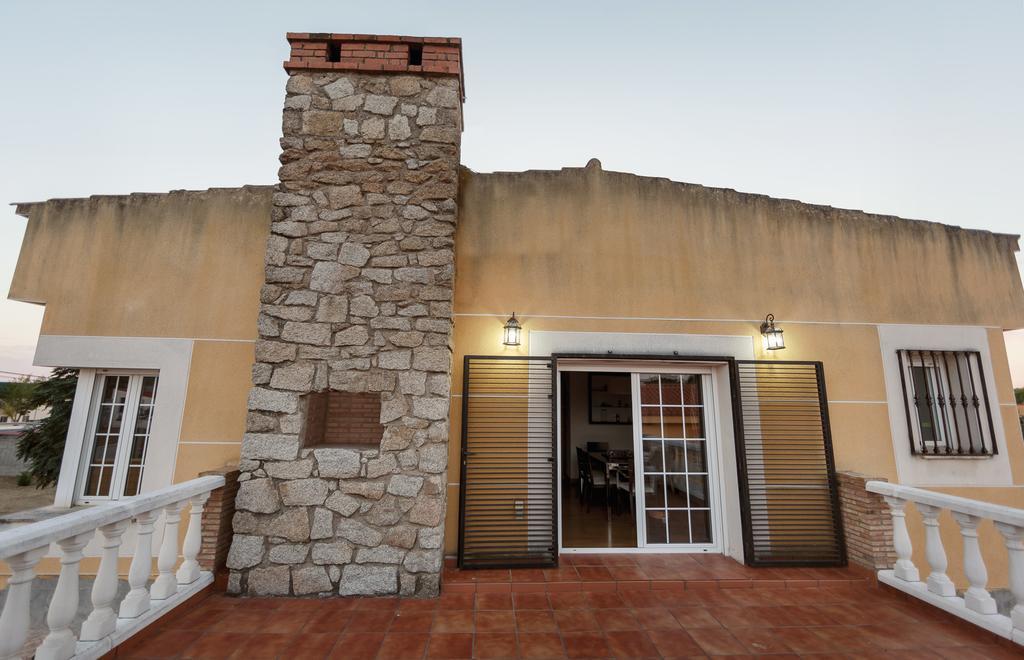 Casa Rural La Piedra De Juana Malpartida de Cáceres 外观 照片