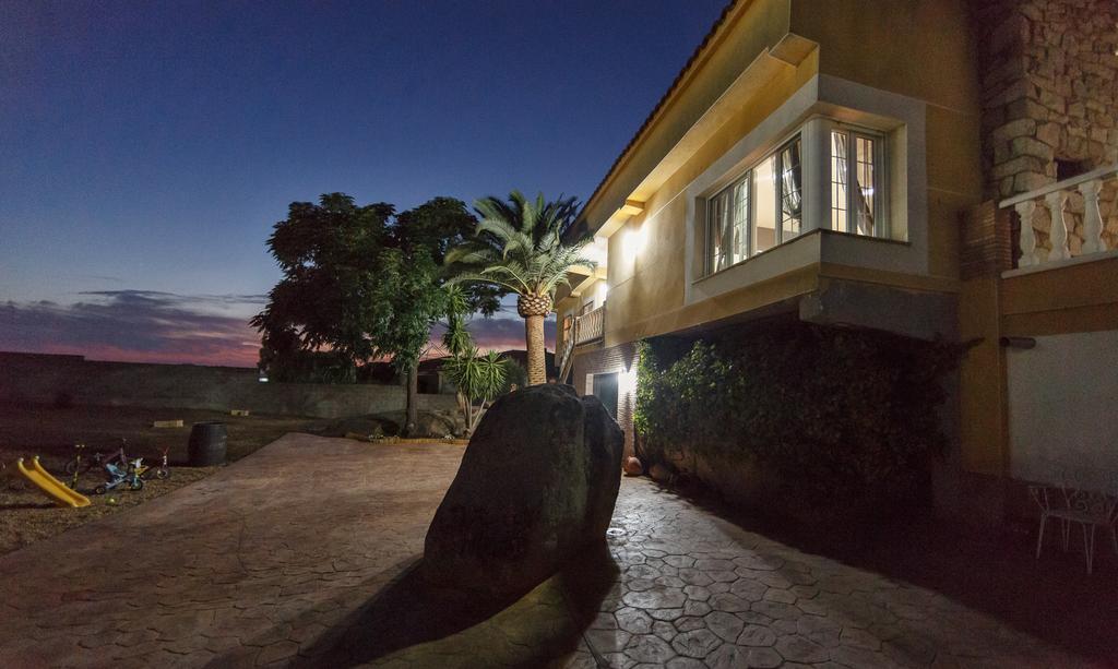 Casa Rural La Piedra De Juana Malpartida de Cáceres 外观 照片